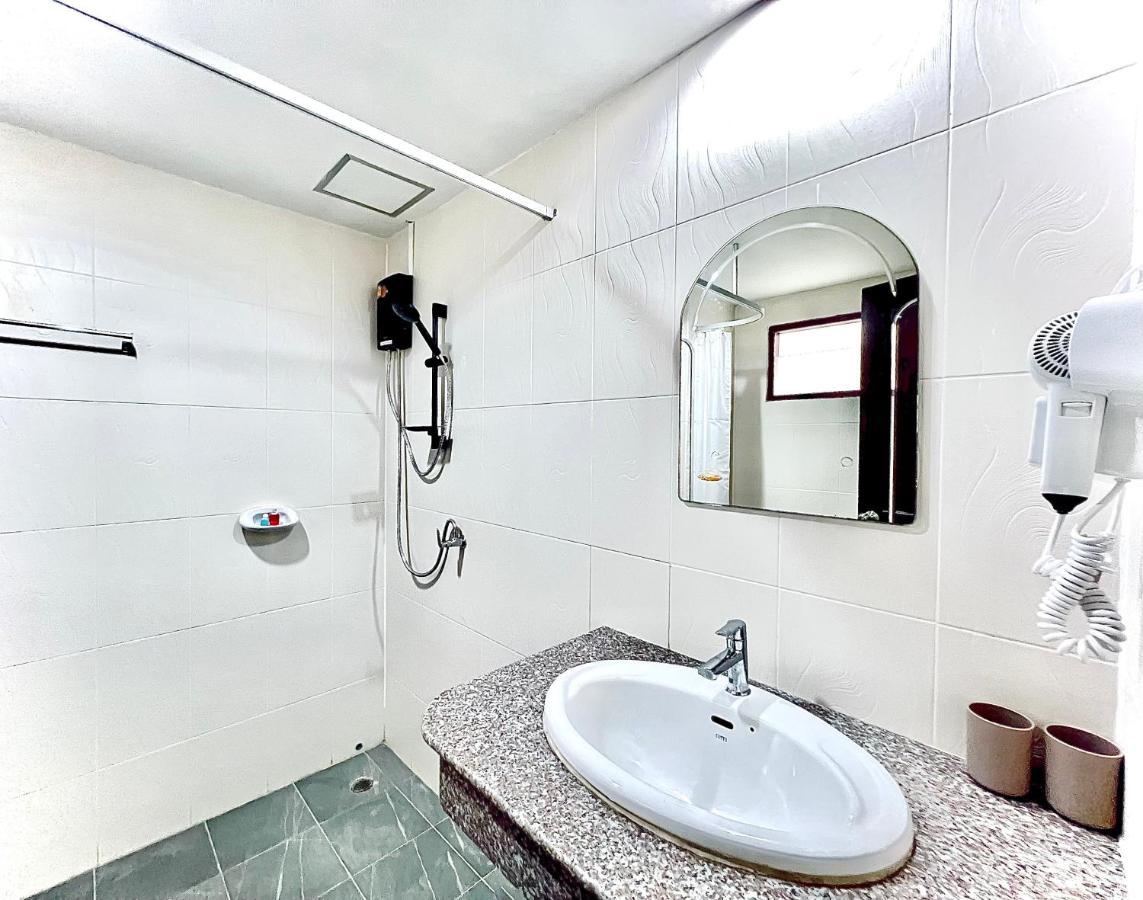 Hotel 88 House Patong Exterior foto
